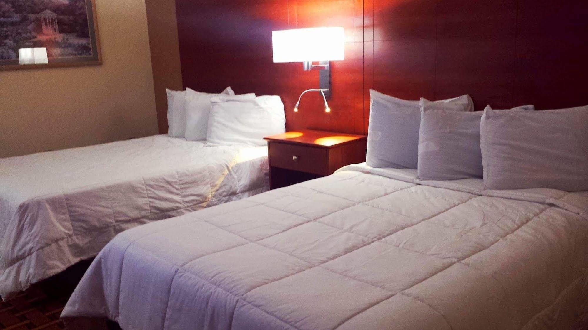 Baymont By Wyndham Paducah Hotel Eksteriør billede