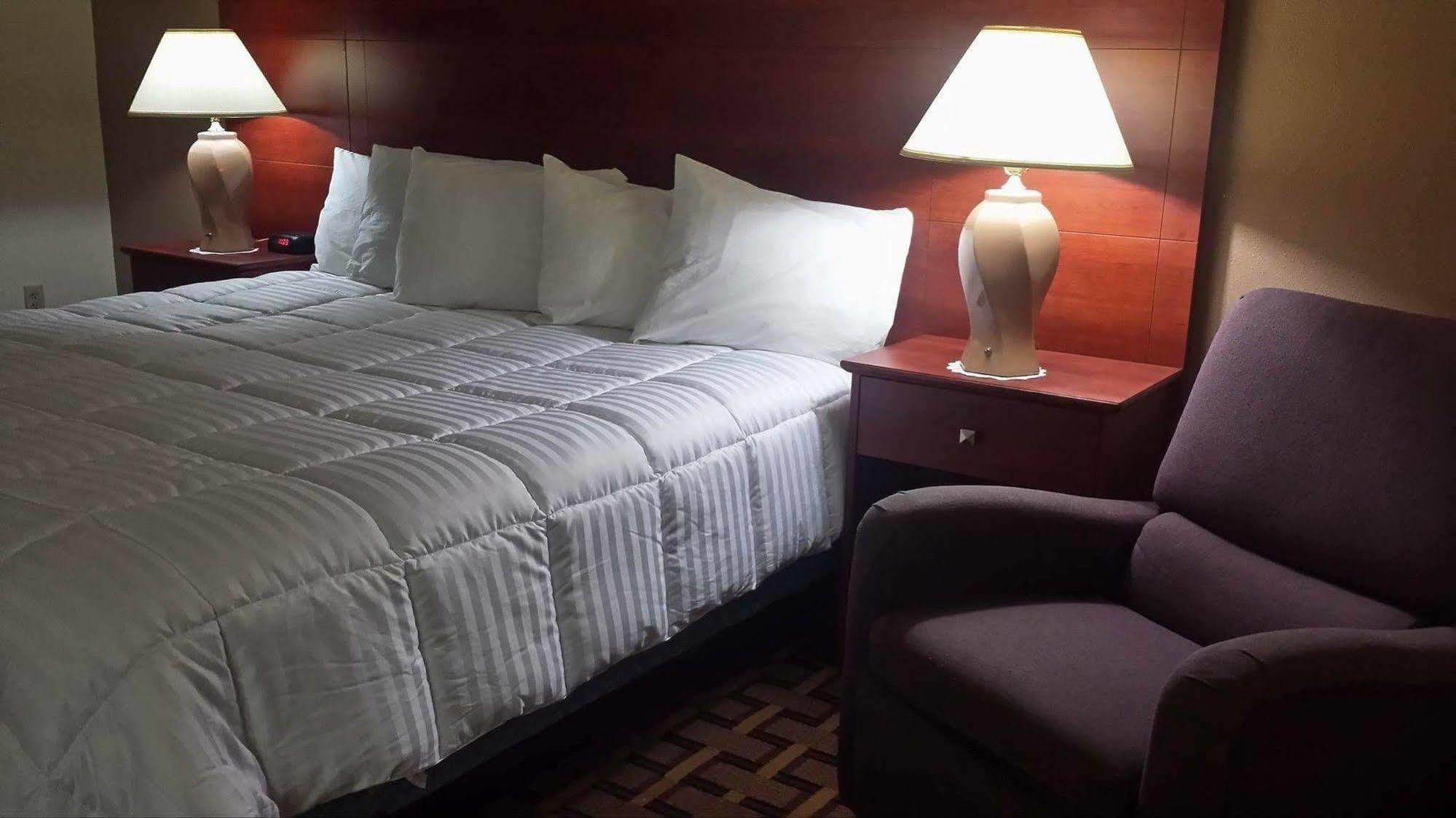 Baymont By Wyndham Paducah Hotel Eksteriør billede