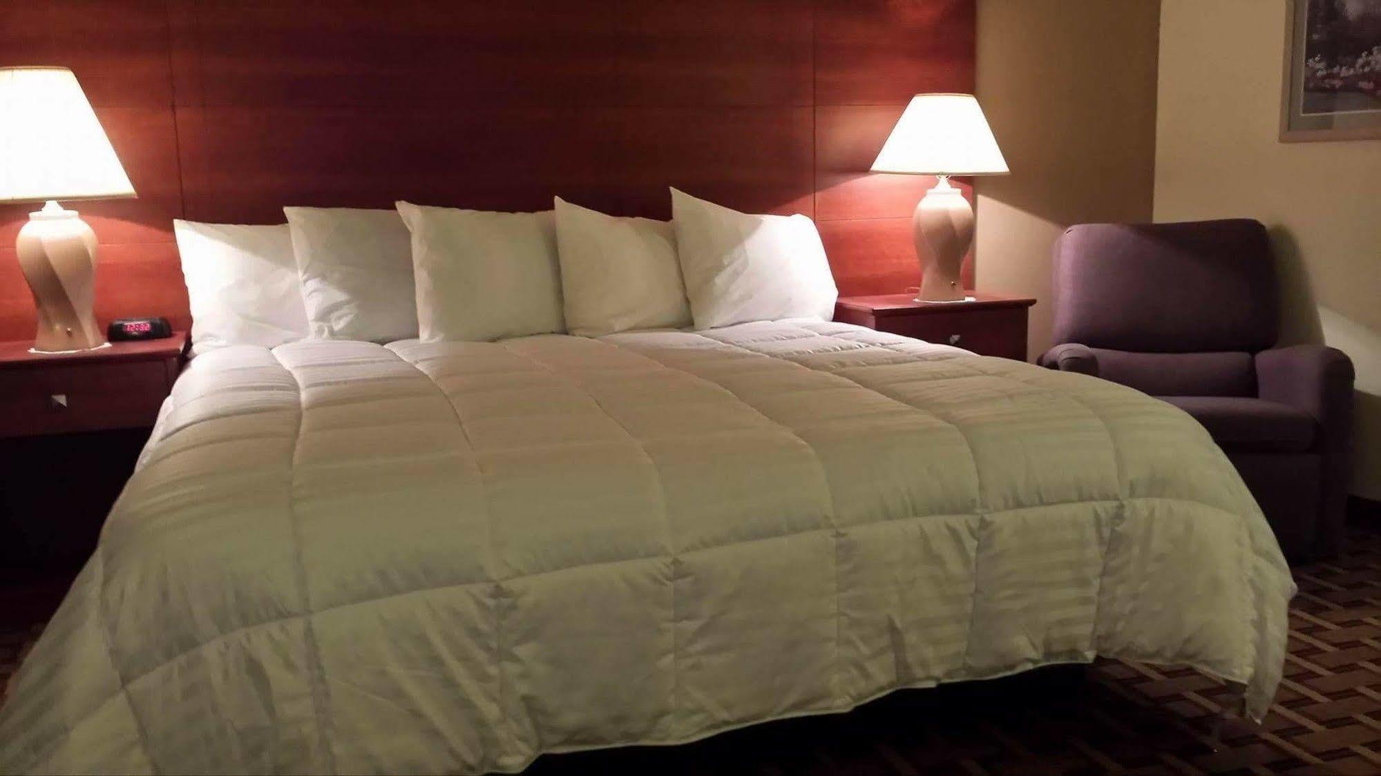 Baymont By Wyndham Paducah Hotel Eksteriør billede